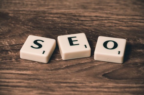 Image pour générateur article SEO
