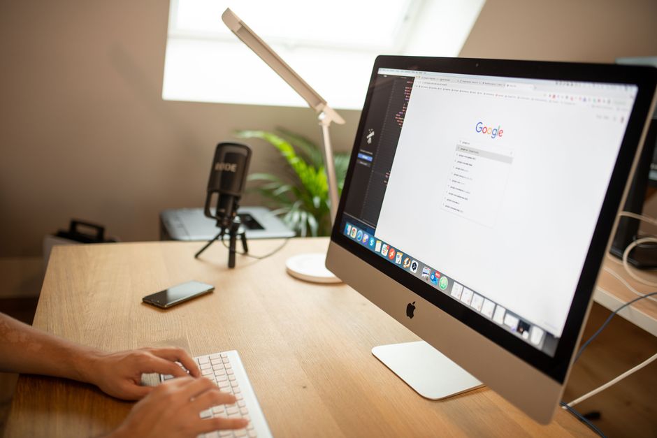 Image pour générateur article SEO IA